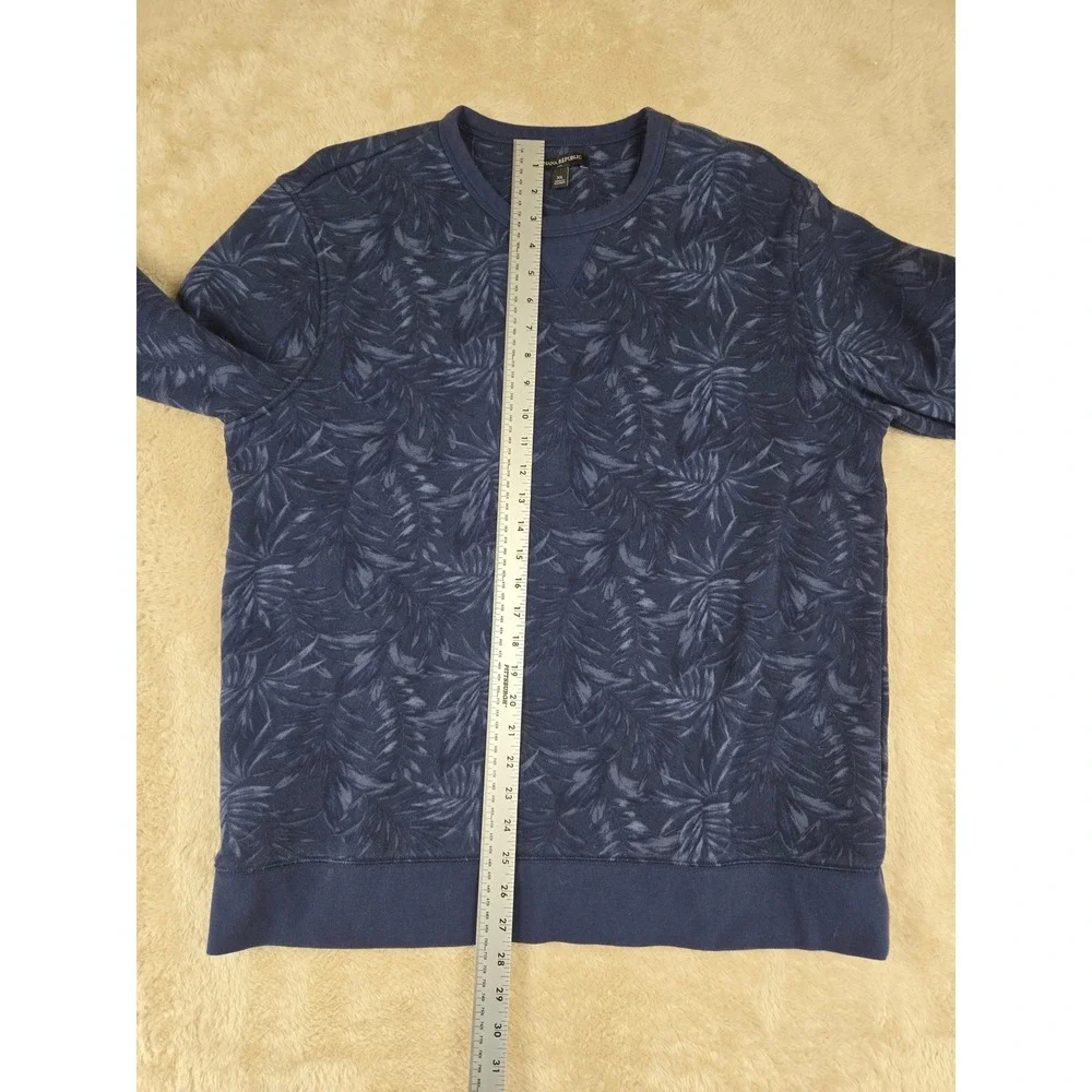 Banana Republic men navy